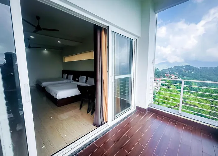 Eden Resort By Live Inn
